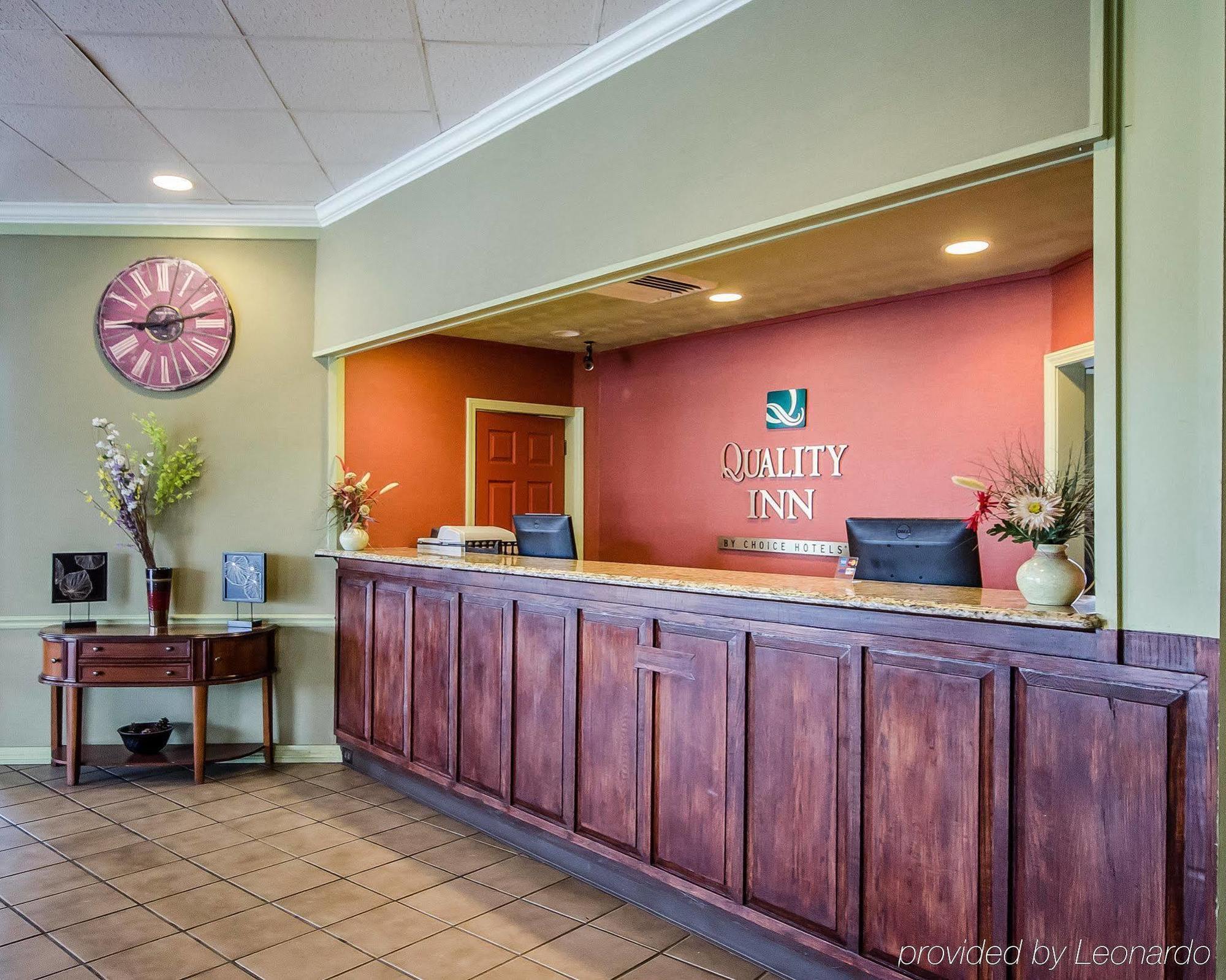 Quality Inn Vincennes Eksteriør bilde